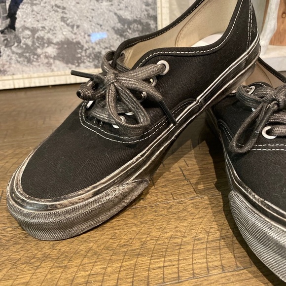 Vans rare Black and Gray Canvas Sneakers - Picture 5 of 6